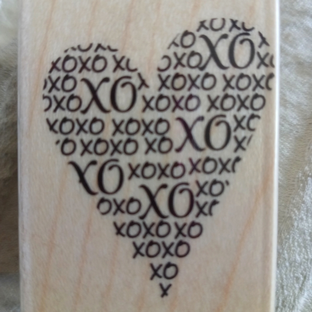 New Hero Arts Rubber Stamp; XO Hearts; D5674; 2014